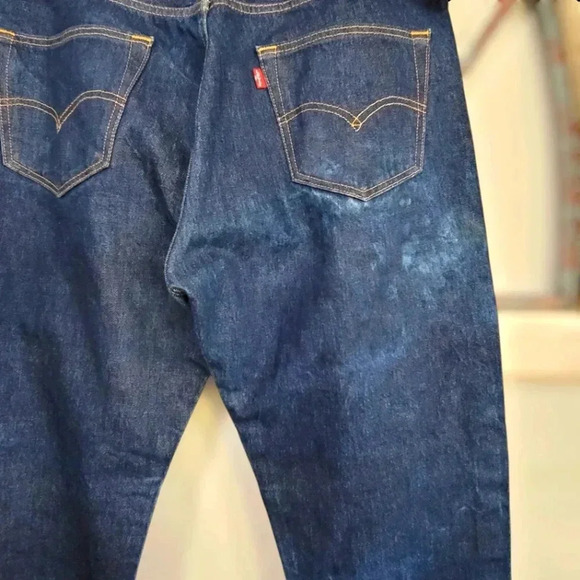 Levi's 501 Dark Wash Straight Leg Button Fly Denim Jeans Size 36x32 - Picture 4 of 6